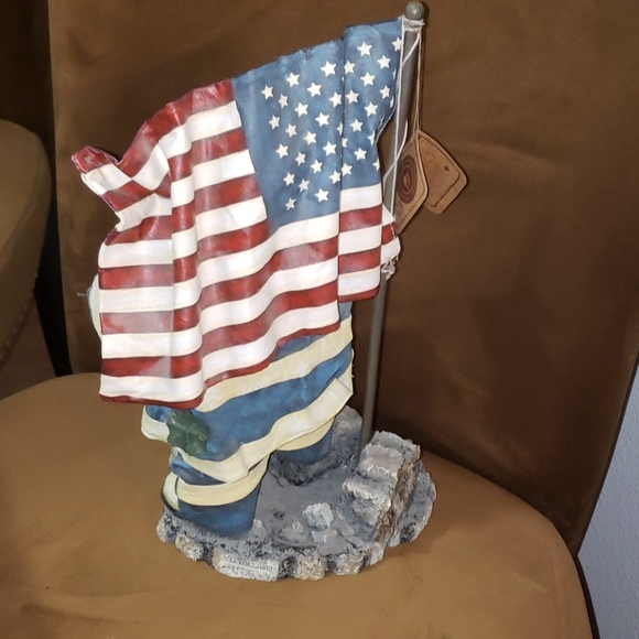 Boyds Crumpletons "Our American Hero" 13x7" - Picture 2 of 2